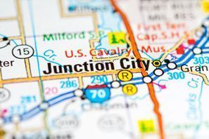 Najem vozila Junction City, KS, ZDA