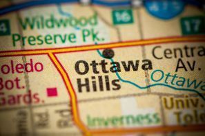 Najem vozila Ottawa Hills, OH, ZDA
